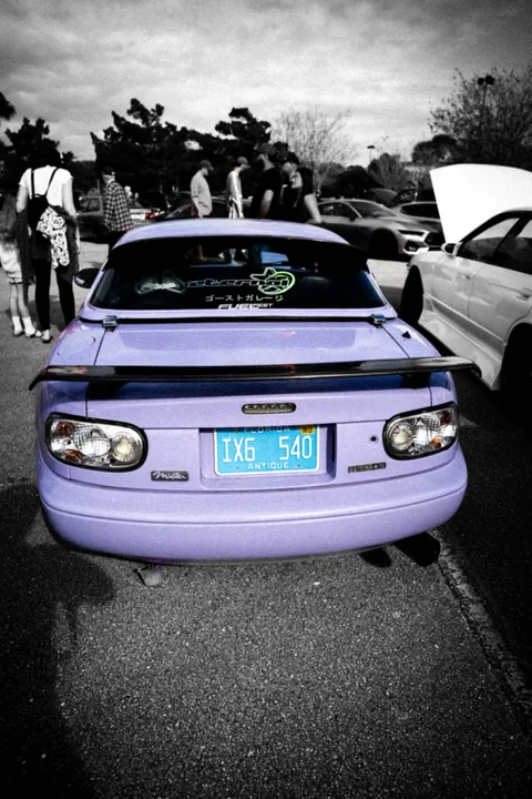 Cars & Coffee — Sa73914