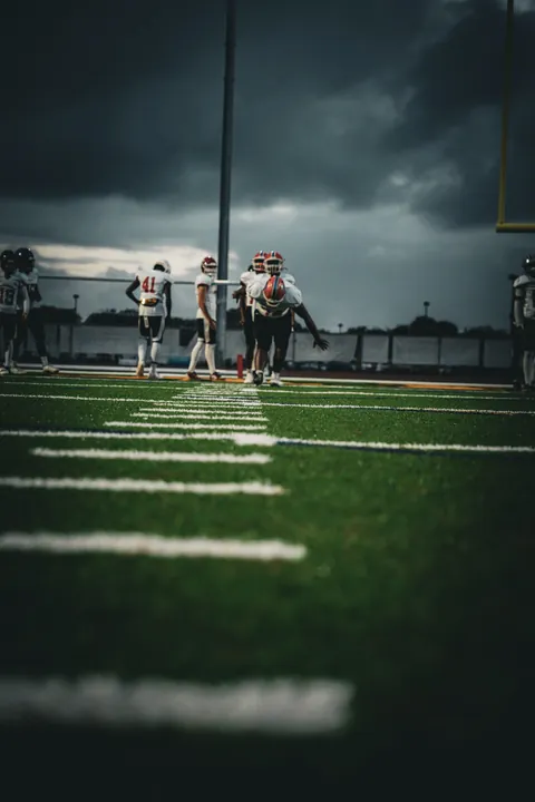 Friday Night Lights — Sa75571